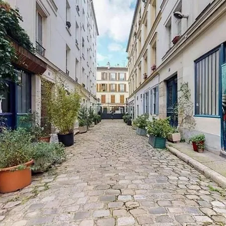New 1 Bedroom In Folie-mericourtoberkampf Paris